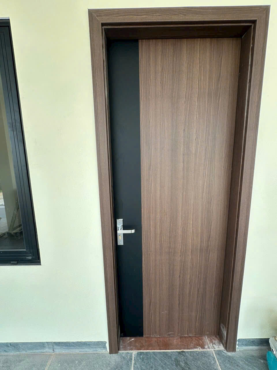 Cửa gỗ Composite Austdoor LA302 - Lineart