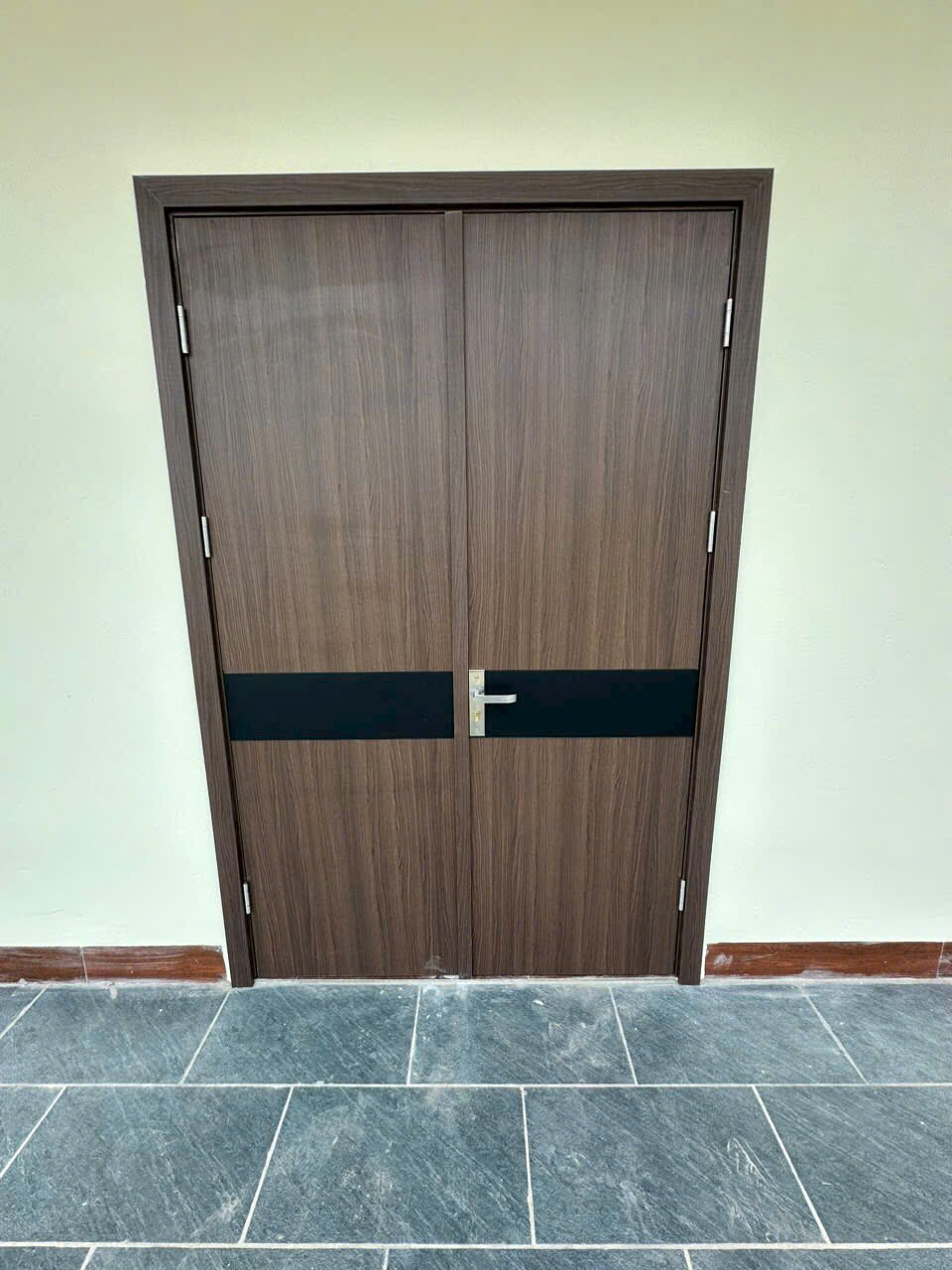 Cửa gỗ Composite Austdoor LA303 - Lineart