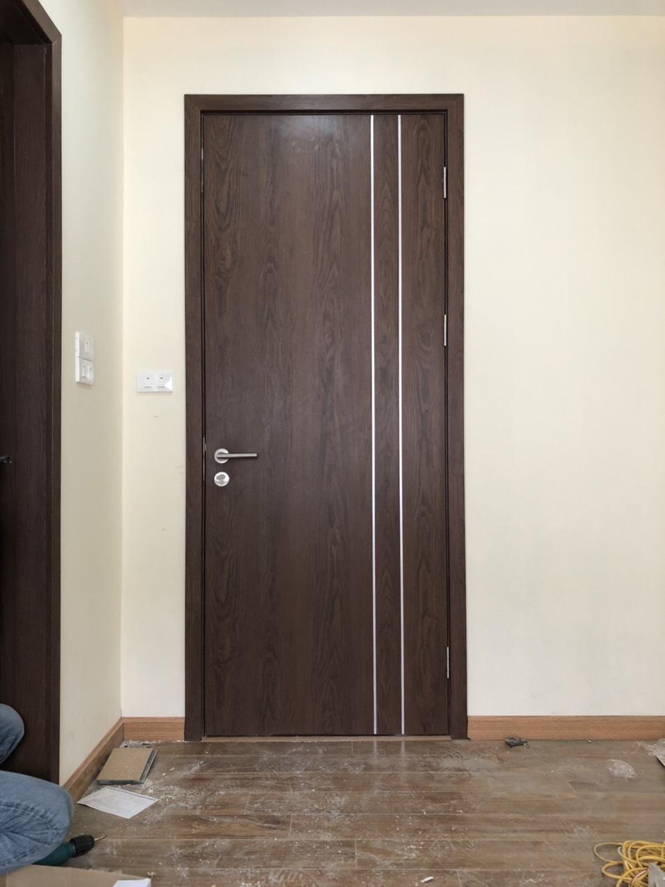 Cửa gỗ Composite Austdoor LA202 - Lineart
