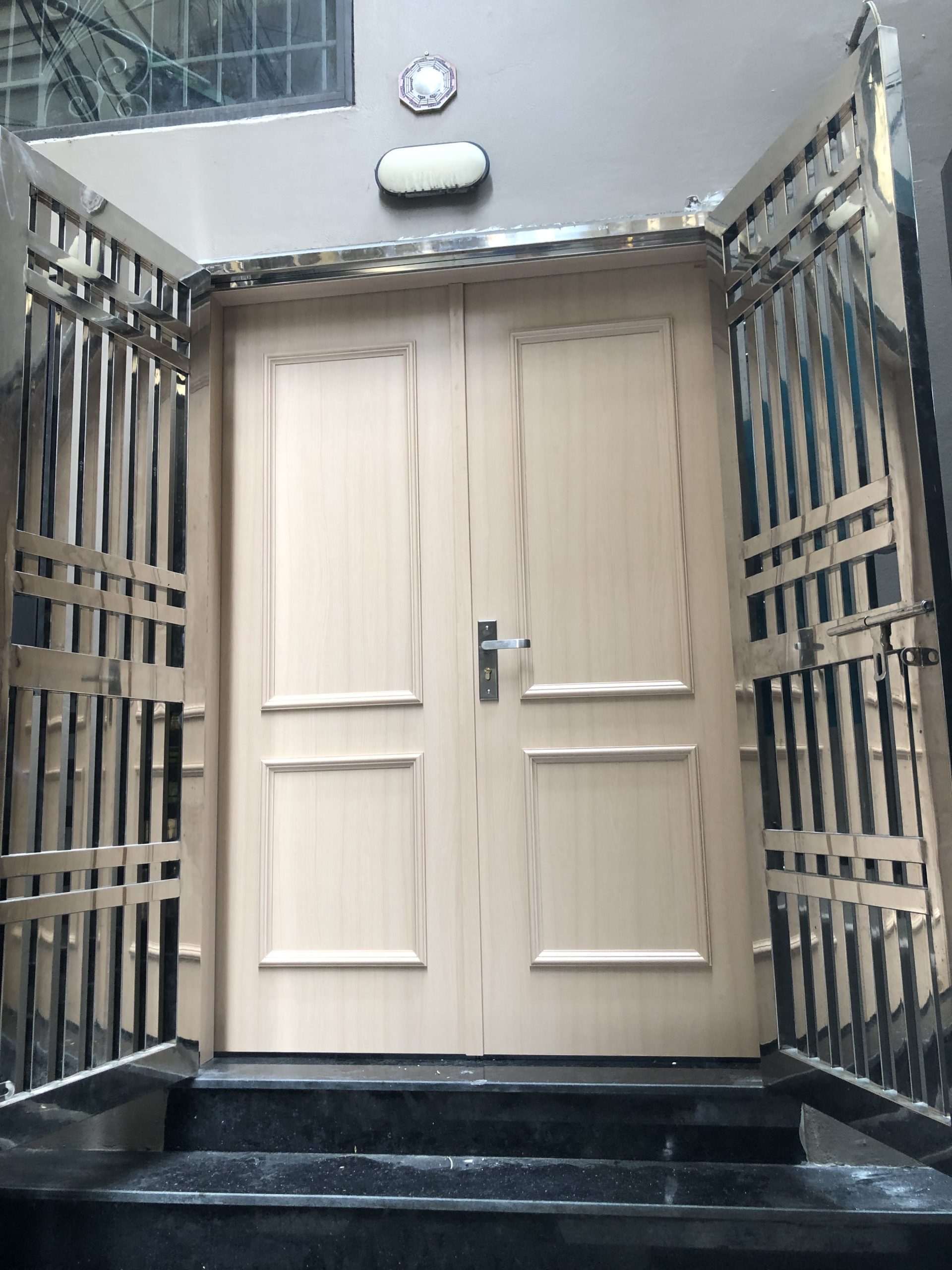 Cửa gỗ Composite Austdoor GR402 - Gravo