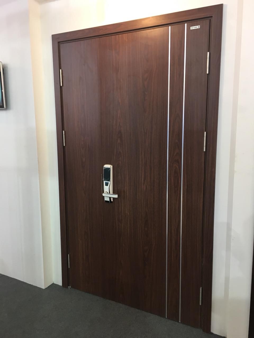 Cửa gỗ Composite Austdoor LA202 - Lineart