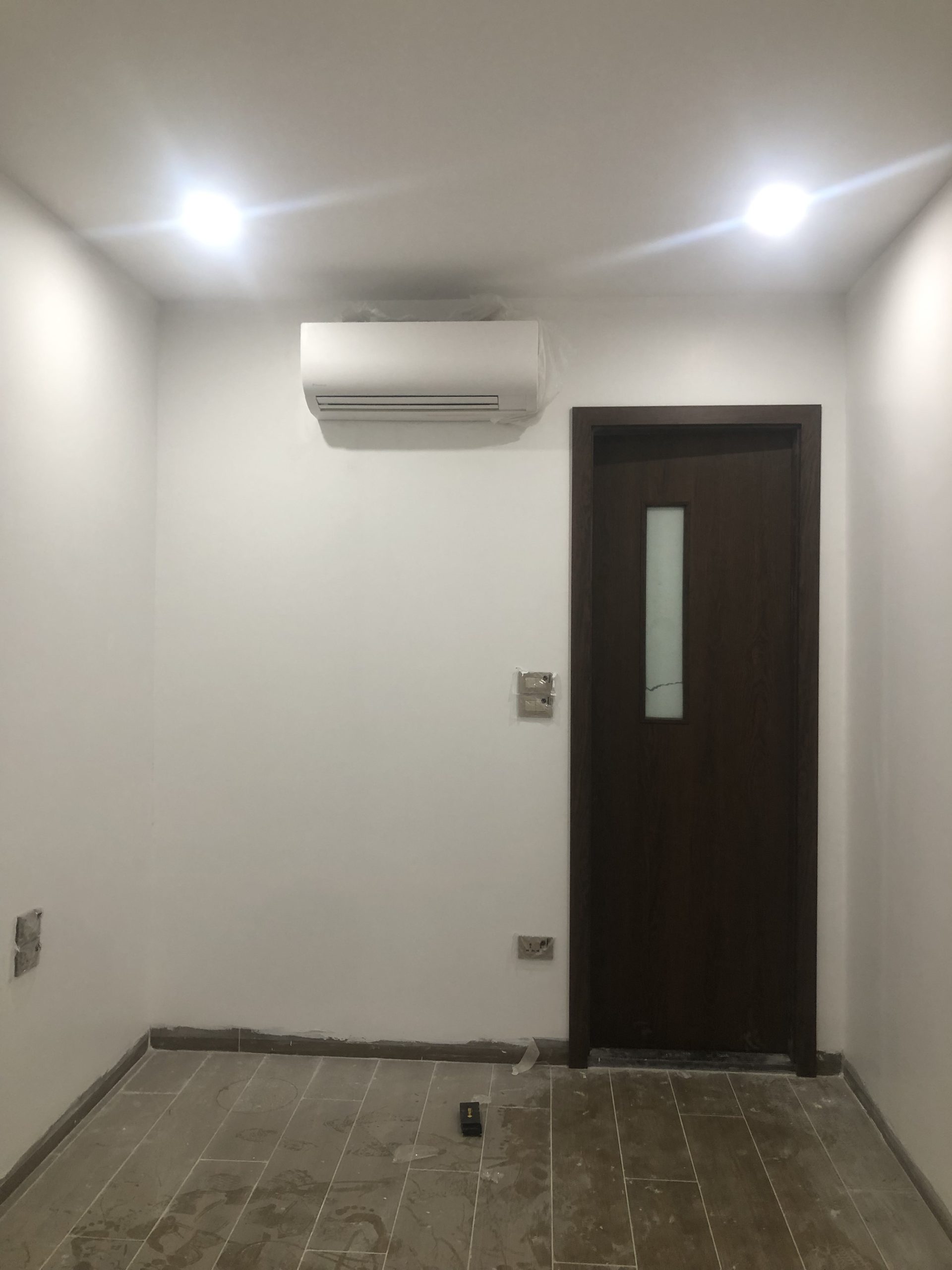 Cửa gỗ Composite Austdoor FL201 - Flatta
