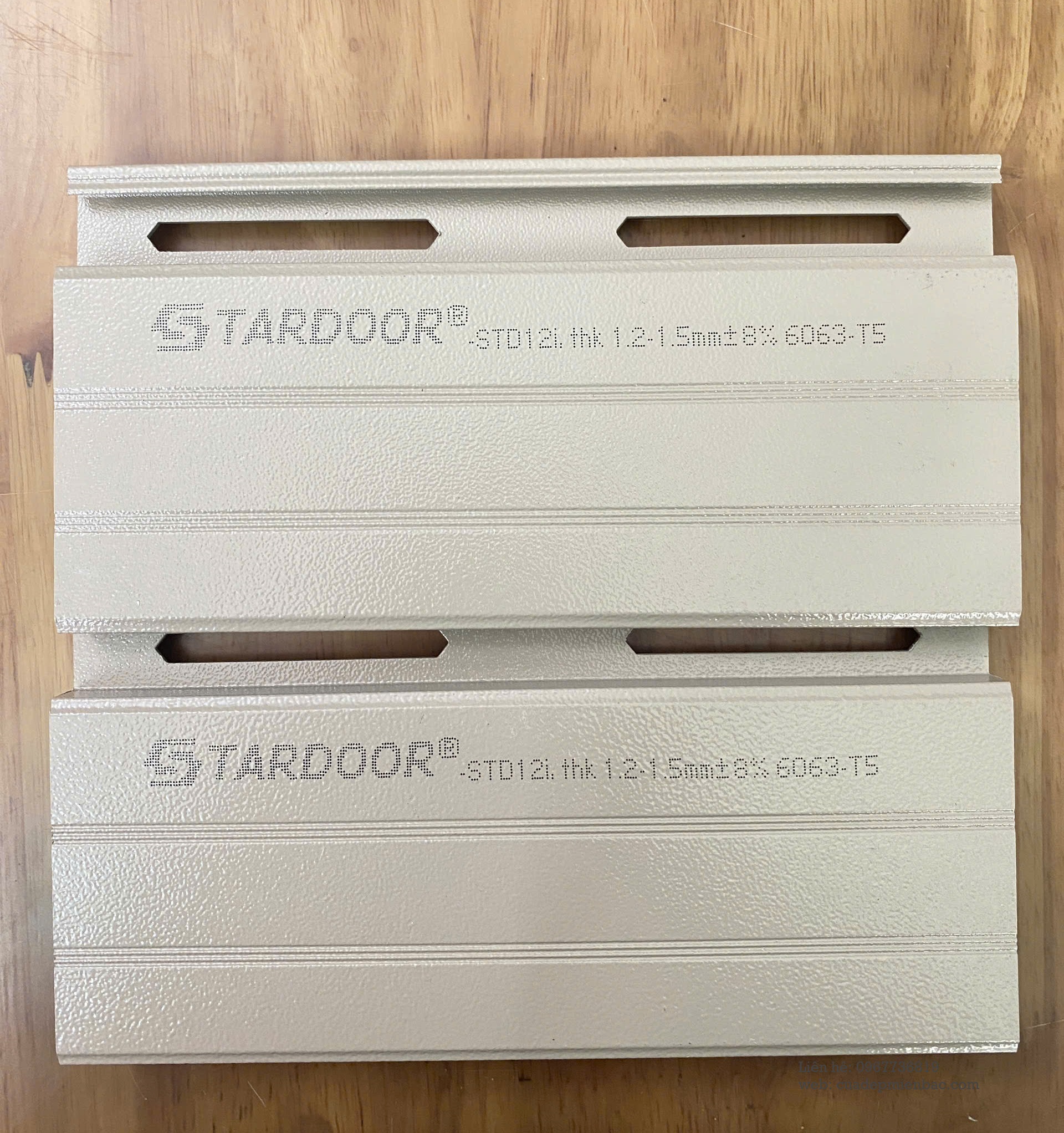 Cửa cuốn khe thoáng Stardoor STD12i | NAN DÀY ĐẾN 1.5MM
